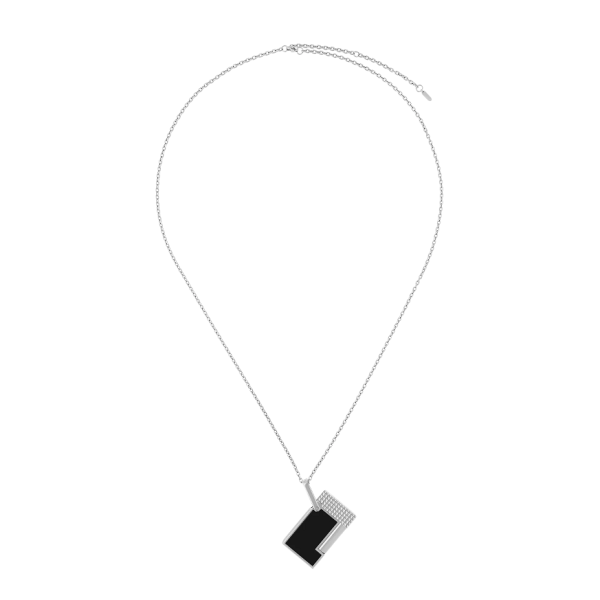 S.T. Dupont Lighter Necklace Lacquered Silver (K27076CH) е иновативен луксозен аксесоар, който съчетава функционалността на висококачествена газова запалка с елегантността на дизайнерско колие. Изработен с черен естествен лак, емблематично гилоширане Diamond Head и сребрист финиш, моделът впечатлява със своя модерен стил и безупречна изработка. Благодарение на регулируемата верижка (80, 85 и 90 cm) той може да се носи като изискано бижу, превръщайки K27076CH в оригинален избор за ценители на луксозните аксесоари и съвременния дизайн.