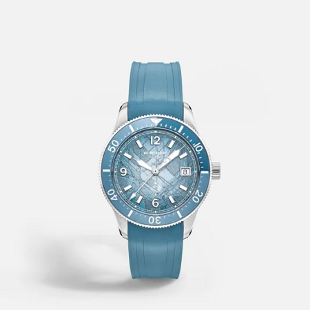 Montblanc Iced Sea Automatic Date 0 Oxygen е професионален швейцарски водолазен часовник, създаден за хора, които търсят надеждност, характер и отличителен дизайн. Със своя 38 mm корпус от стомана, моделът предлага по-компактно и удобно присъствие на китката, без да прави компромис с техническите възможности на серията Iced Sea.