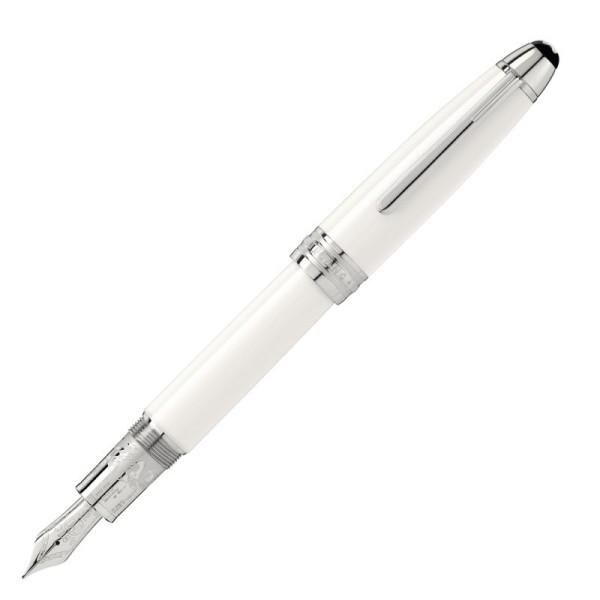 Montblanc Meisterstück White Solitaire LeGrand Tribute to the Mont Blanc (110599) е изключителна колекционерска писалка, създадена в чест на най-високия връх в Европа – Монблан. Корпусът и капачката са покрити с скъпоценен бял лак, а емблемата Montblanc е изработена от естествен снежен кварц (Snow Quartz) – уникален детайл, който символизира вечните снегове на планината. Предната част е украсена с лазерно гравиран релеф на масива Монблан, а ръчно изработеното 18K (Au 750) златно перо с родиево покритие, размер M, осигурява плавно и прецизно писане. Съчетавайки природно вдъхновение, изящна изработка и легендарното качество на Meisterstück, моделът 110599 е престижен избор за колекционери и ценители на най-високия клас пишещи инструменти.