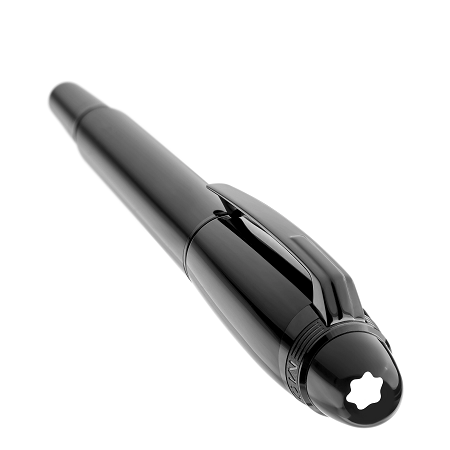 Montblanc StarWalker BlackCosmos Precious Resin Fountain Pen M (129744) е модерна луксозна писалка, вдъхновена от тайнствената дълбочина на Космоса. Корпусът и капачката са изработени от блестяща черна благородна смола, допълнена от елегантни детайли с черно PVD покритие. Патентованата плаваща емблема Montblanc над полупрозрачния сив купол придава емблематичната идентичност на StarWalker, а ръчно изработеното 14K златно перо с рутениево покритие, размер M, осигурява плавна, наситена и прецизна линия. Отличният баланс, монохромният дизайн и безупречната изработка превръщат модела в изключителен избор за професионалисти, ценители на съвременната естетика и колекционери на Montblanc.