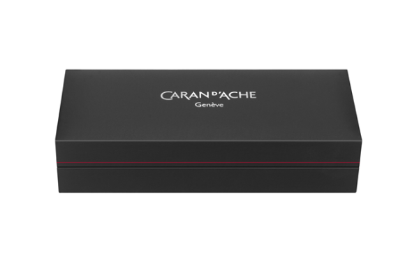 Химикалка Caran d’Ache LEMAN SCARLET RED