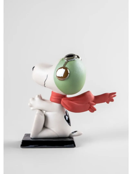 Порцеланова фигура Lladró - Snoopy™ Flying Ace Sculpture