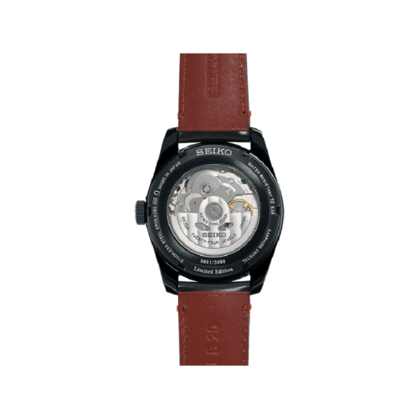 Seiko Presage Sharp Edged ‘Kabuki’ SPB331J1 е лимитиран автоматичен часовник, създаден в едва 2 000 броя за света. Отличава се с градиентен Kakiiro циферблат с традиционен Asanoha мотив, черен Hard Coating корпус 39,3 мм, сапфир-кристал и автоматичен калибър 6R35 с 70 часа резерв. Индивидуалният сериен номер и специалната черно-златиста кутия подчертават колекционерския характер на модела.