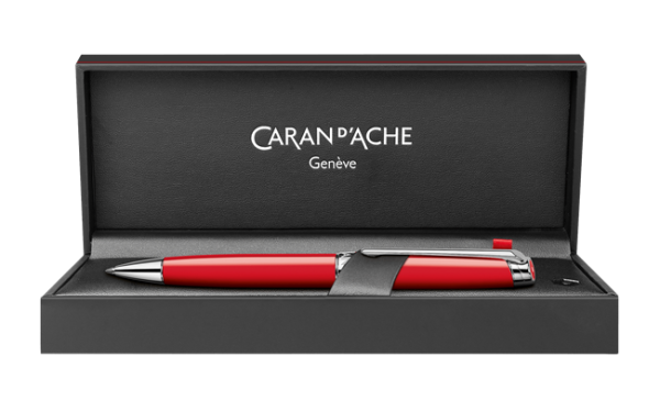 Химикалка Caran d’Ache LEMAN SCARLET RED