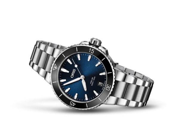 ORIS AQUIS DATE