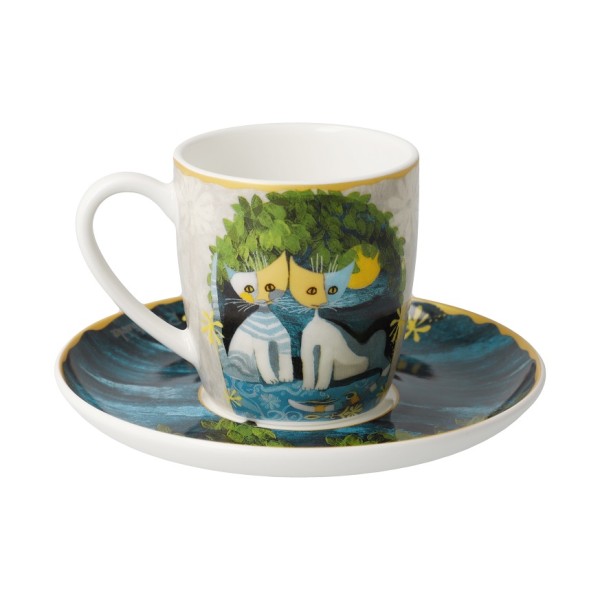 Goebel „Al chiaro di luna“ е изящна чаша за еспресо с чинийка от Fine Bone China, декорирана с романтичен мотив на две котки под лунната светлина. Нежен и артистичен избор за любимото кафе и прекрасен подарък за почитатели на Rosina Wachtmeister.