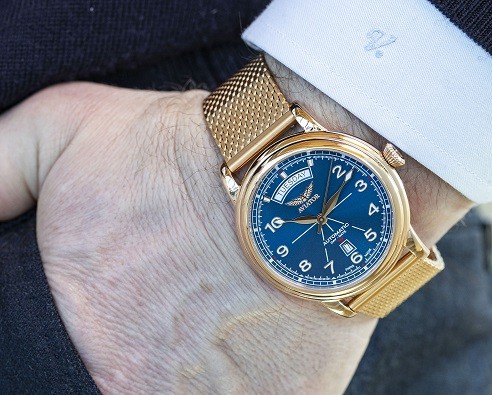 Часовник Aviator DOUGLAS DAY-DATE 45